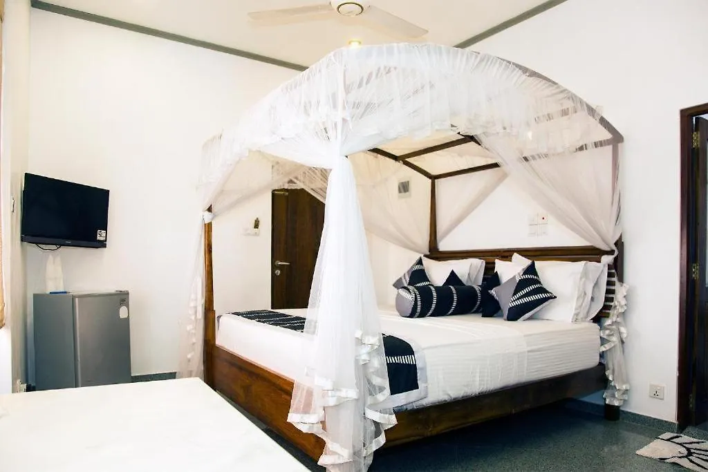 Suriya Arana Bed & Breakfast Negombo Sri Lanka