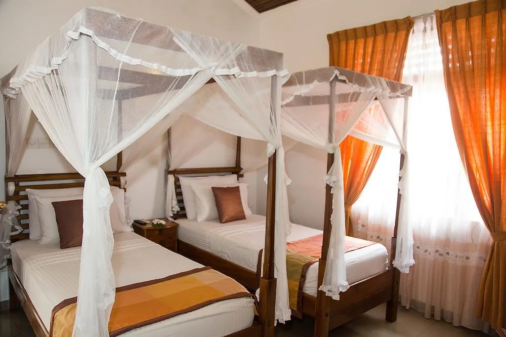 Suriya Arana Bed & Breakfast Negombo
