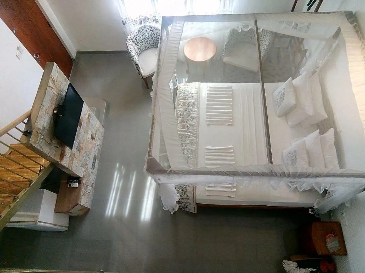 Suriya Arana Bed and Breakfast Negombo 2*,