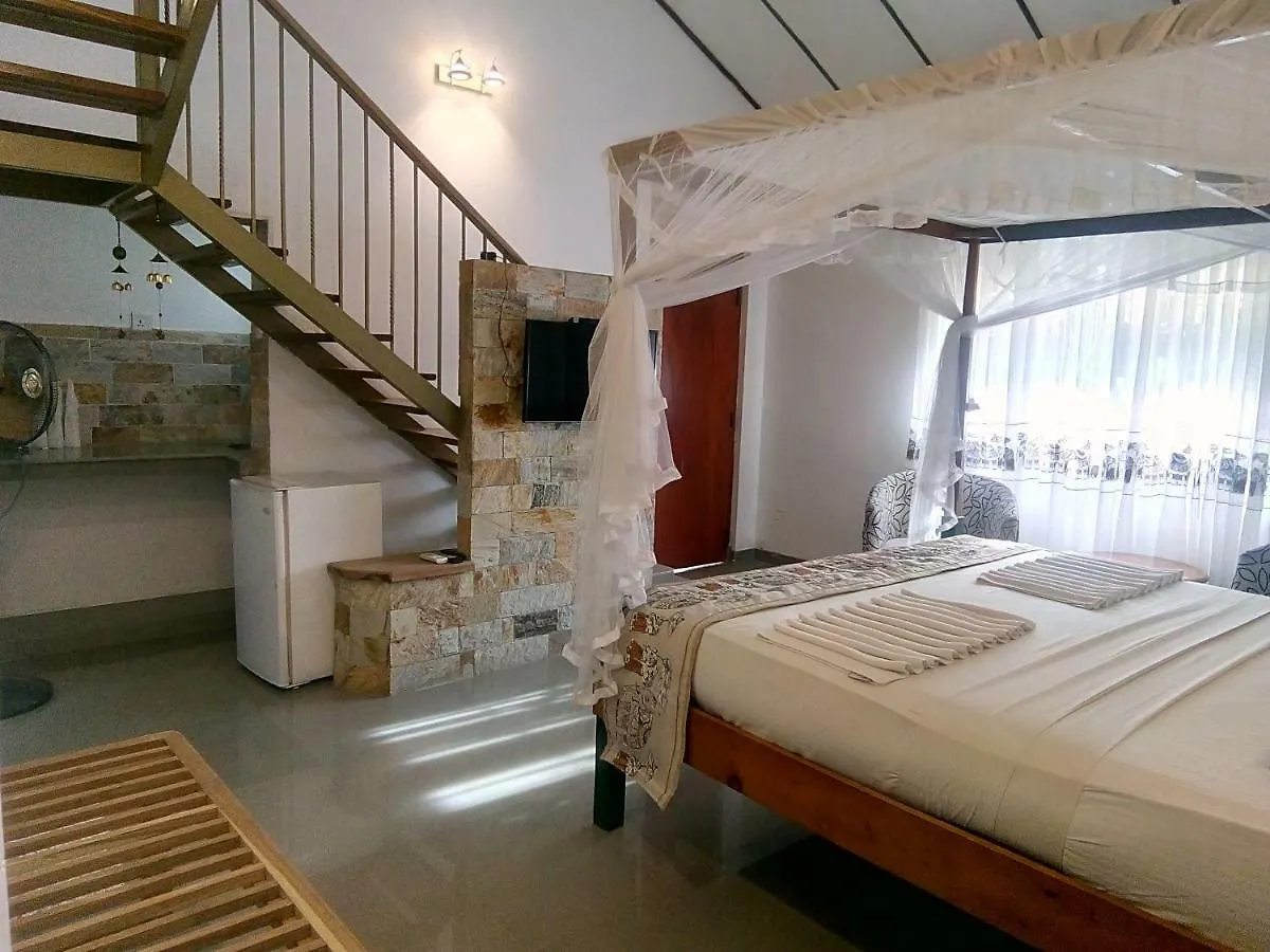 Suriya Arana Bed and Breakfast Negombo Bed & Breakfast