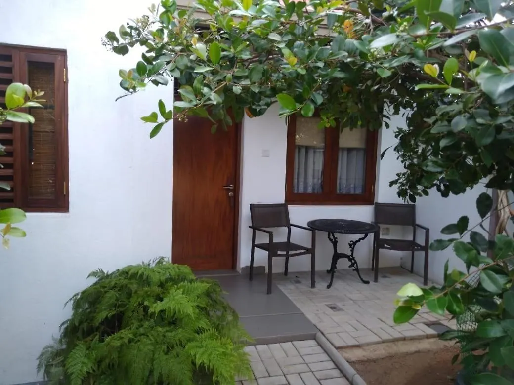 Bed and Breakfast Suriya Arana Negombo Frühstückspension