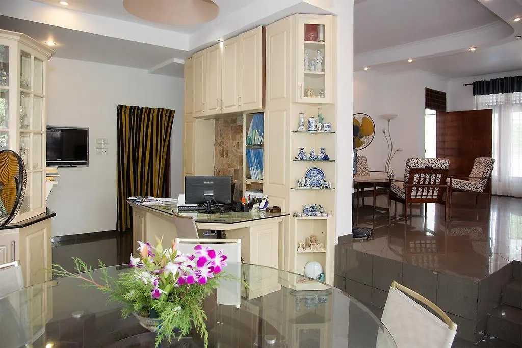 Bed and Breakfast Suriya Arana Negombo 2*,